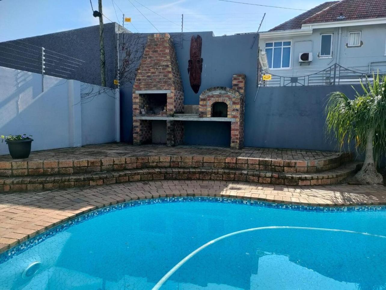Luxury Living On Westview Vila Port Elizabeth Exterior foto